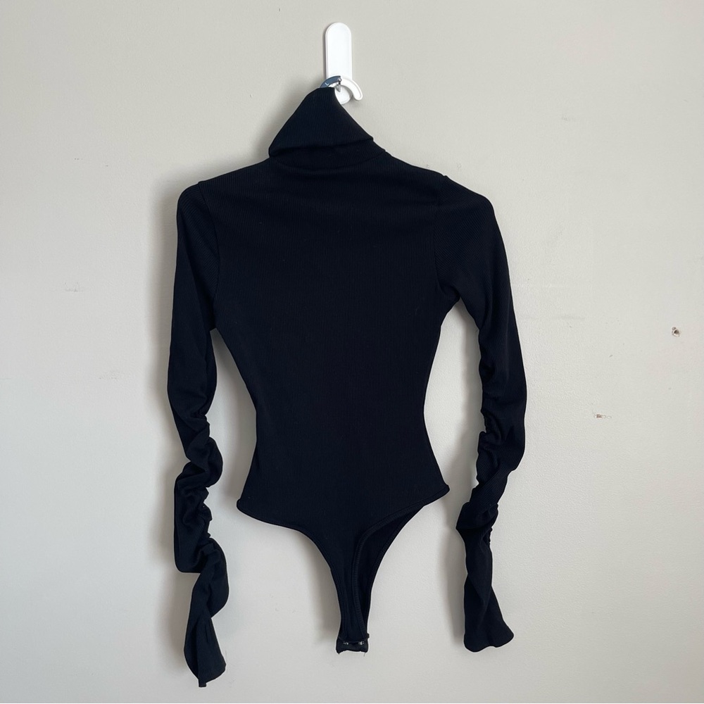 FASHION NOVA | Black Oliva Snatched Turtleneck Bodysuit Sz M - Picture 6 of 10